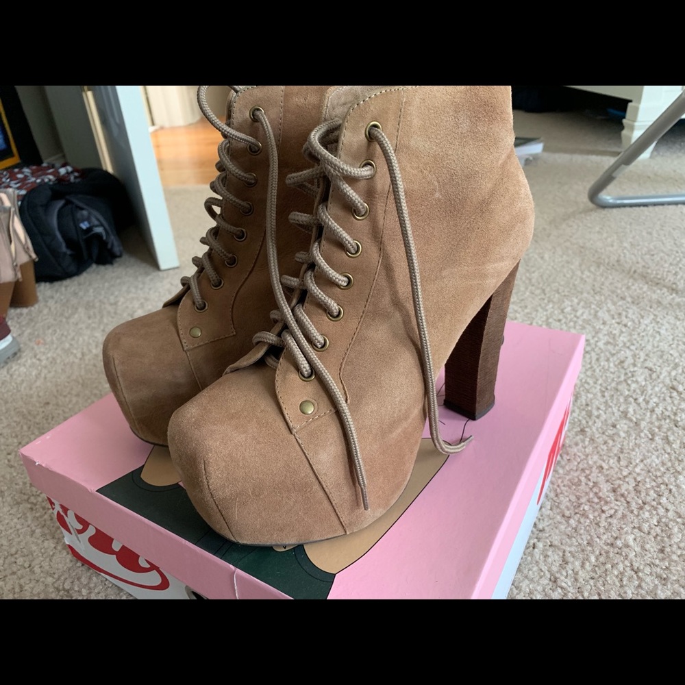 Jeffrey Campbell Litas